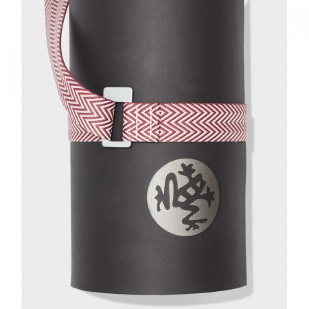Manduka. Ремень-переноска Go Move Clay